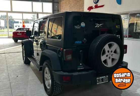 Camionetas - Jeep Wrangler Unlimited 2011 Nafta 200000Km - En Venta