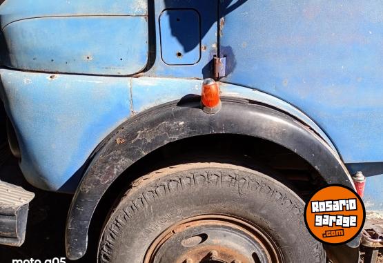 Camiones y Gr�as - Mercedes Benz 1114 caja Paquetera - En Venta