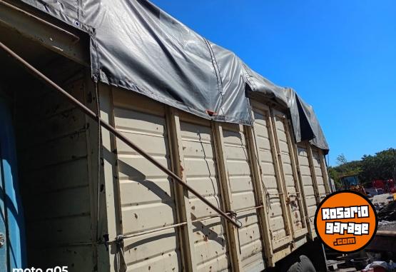 Camiones y Gr�as - Mercedes Benz 1114 caja Paquetera - En Venta