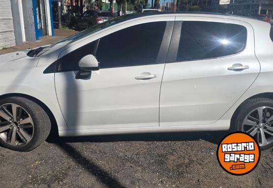 Autos - Peugeot 308 FELINE HD 2017 Diesel 150000Km - En Venta
