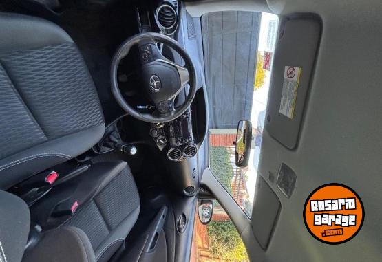 Autos - Toyota Etios 2018 Nafta 70000Km - En Venta