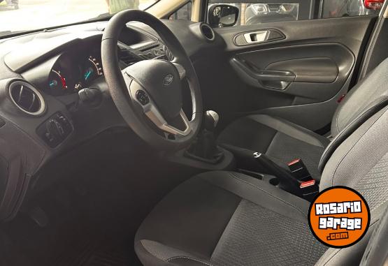 Autos - Ford Fiesta 2019 Nafta 60000Km - En Venta