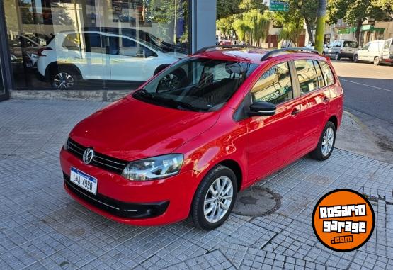 Autos - Volkswagen SURAN TRENDLINE 1.6N 2013 Nafta 130000Km - En Venta