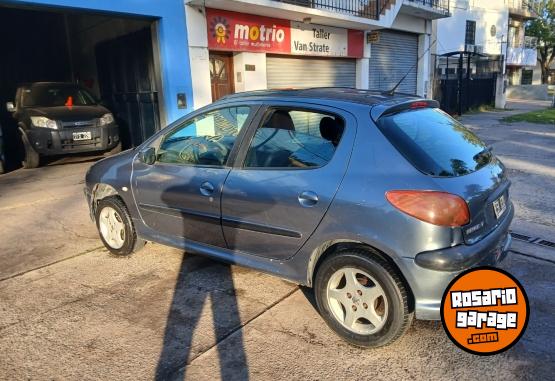 Autos - Peugeot 206 xtd 2004 Diesel 269000Km - En Venta