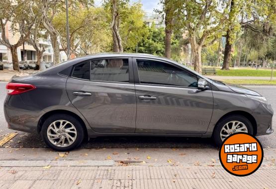 Autos - Toyota Yaris 2022 Nafta 60000Km - En Venta