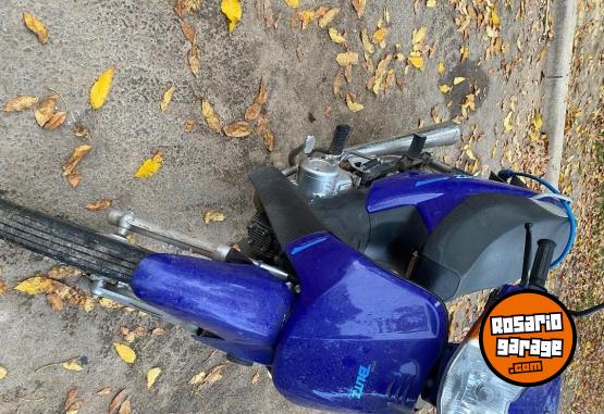 Motos - Motomel Blitz 2025 Nafta 14724Km - En Venta