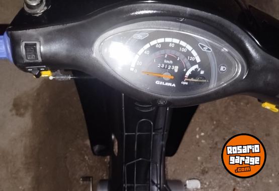 Motos - Gilera Smash 110 2021 Nafta 23123Km - En Venta