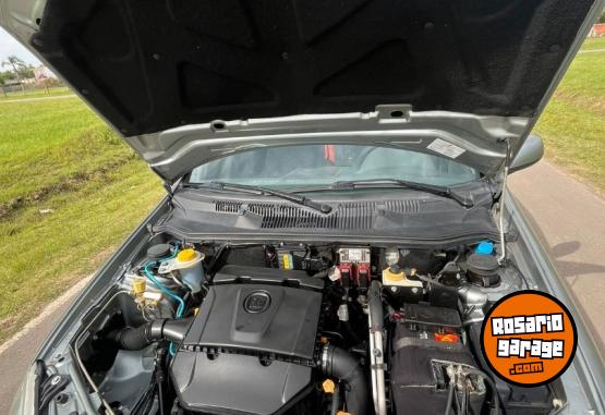 Autos - Fiat SIENA EL 1.6 16v 2015 GNC 106122Km - En Venta