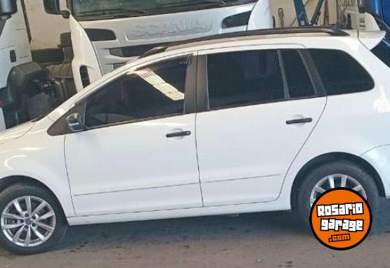 Autos - Volkswagen Suran 2014 Nafta 190000Km - En Venta