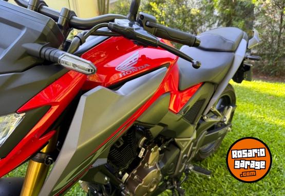 Motos - Honda Cb 300 2024 Nafta 3200Km - En Venta