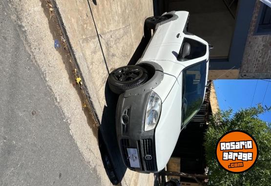 Utilitarios - Fiat Strada 2012 Nafta 230000Km - En Venta
