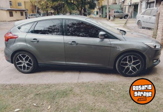 Autos - Ford Focus 2016 Nafta 120000Km - En Venta