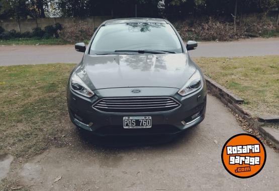 Autos - Ford Focus 2016 Nafta 120000Km - En Venta