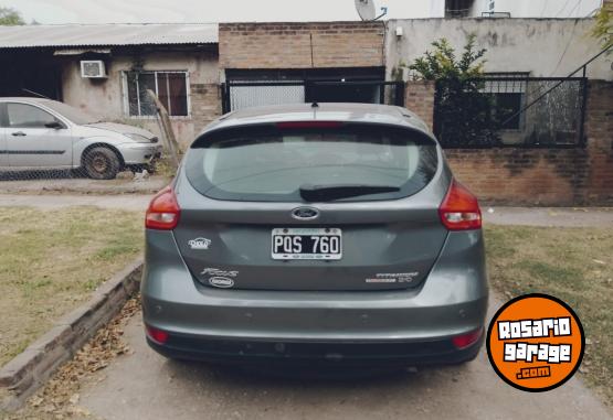 Autos - Ford Focus 2016 Nafta 120000Km - En Venta