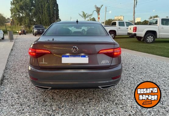 Autos - Volkswagen Vento 2021 Nafta 160000Km - En Venta