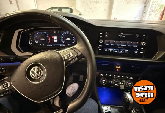 Autos - Volkswagen Vento 2021 Nafta 160000Km - En Venta