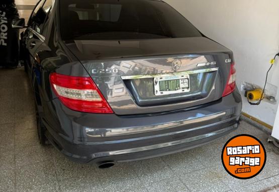 Autos - Mercedes Benz C250 2010 Nafta 197000Km - En Venta