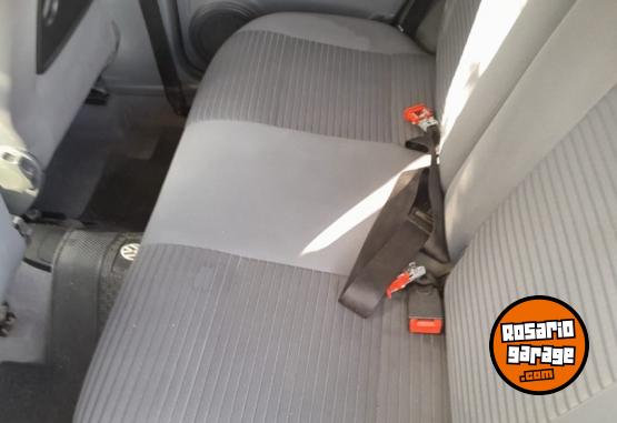 Autos - Volkswagen Suran 2007 Nafta 208000Km - En Venta