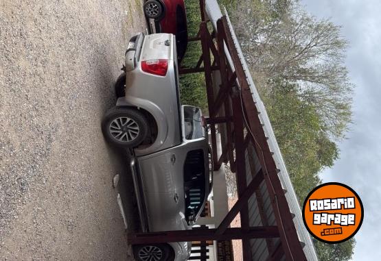 Camionetas - Nissan Frontier no hilux amarok 2021 Diesel 70000Km - En Venta