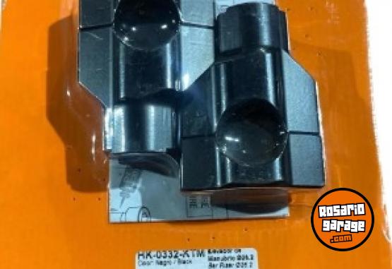 Accesorios para Motos - elevador de manillar original ktm para adventure390/250 - En Venta
