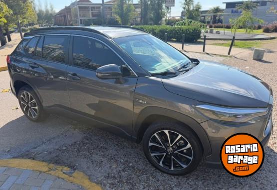 Camionetas - Toyota COROLLA CROSS 2023 Electrico / Hibrido 44600Km - En Venta