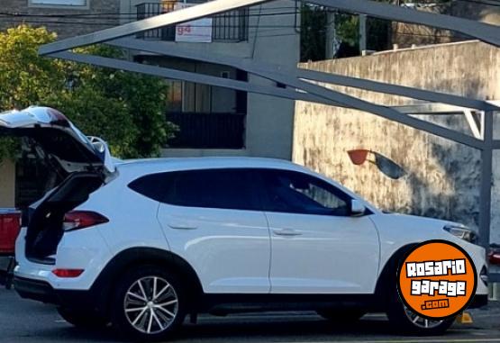 Camionetas - Hyundai Tucson 2017 Nafta 96500Km - En Venta