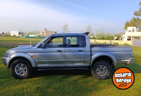 Camionetas - Mitsubishi L-200 2.5TDI HPE OUTDOOR 2008 Diesel 173000Km - En Venta