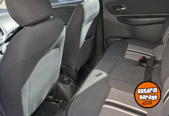 Autos - Chevrolet Spin 2015 GNC 75000Km - En Venta
