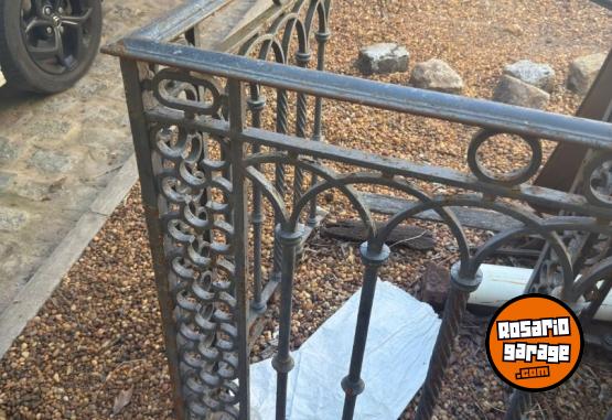 Hogar - Rejas de balcon en hierro antiguas - En Venta
