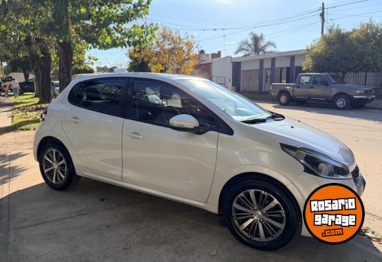 Autos - Peugeot 208 Feline 2020 Nafta 65000Km - En Venta