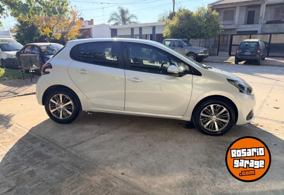 Autos - Peugeot 208 Feline 2020 Nafta 65000Km - En Venta