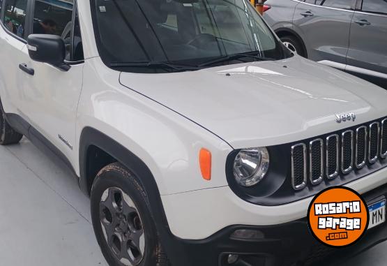 Camionetas - Jeep RENEGADE SPORT 2016 Nafta 130000Km - En Venta