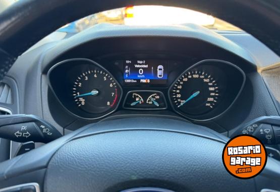Autos - Ford Focus titanium 2018 Nafta 139000Km - En Venta