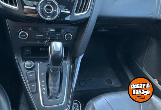Autos - Ford Focus titanium 2018 Nafta 139000Km - En Venta