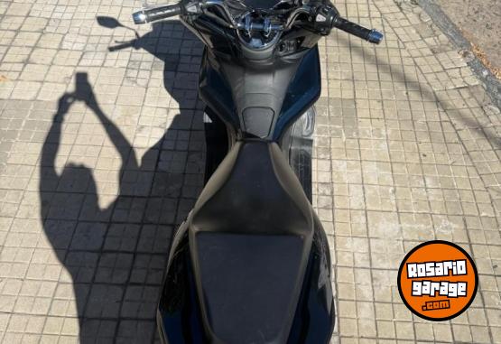 Motos - Honda PCX 150 2019 Nafta 17000Km - En Venta