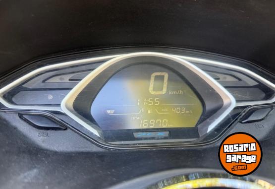 Motos - Honda PCX 150 2019 Nafta 17000Km - En Venta