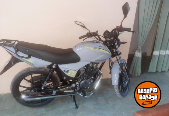 Motos - Motomel SR2 FULL 2026 Nafta 20Km - En Venta