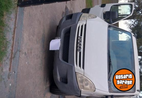 Utilitarios - Fiat Iveco Daily 2014 Diesel 140000Km - En Venta