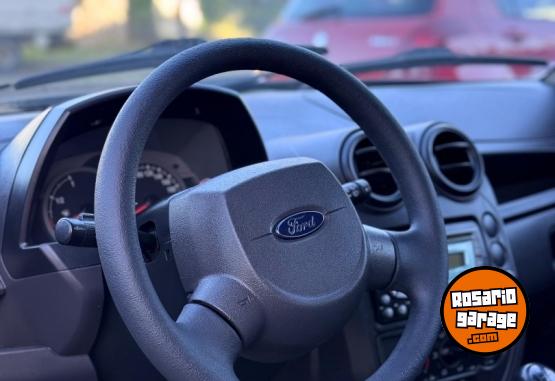 Autos - Ford Ka 1.0 VIRAL 2010 Nafta  - En Venta