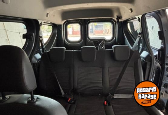Utilitarios - Renault Kangoo 2018 Diesel 131000Km - En Venta