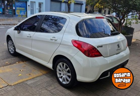 Autos - Peugeot 308 2015 Nafta 67000Km - En Venta