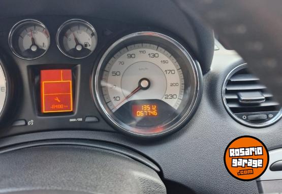 Autos - Peugeot 308 2015 Nafta 67000Km - En Venta