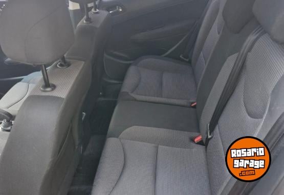 Autos - Peugeot 308 2015 Nafta 67000Km - En Venta