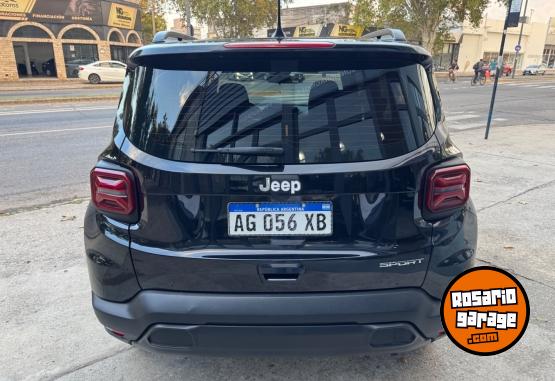 Camionetas - Jeep Renegade sport 2023 Nafta 50000Km - En Venta