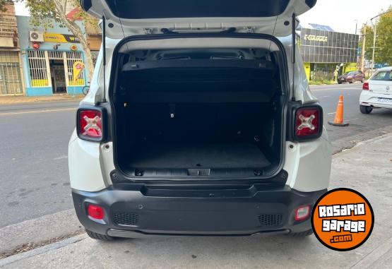 Autos - Chrysler Jeep Renegade Longitude 2021 Nafta 60000Km - En Venta