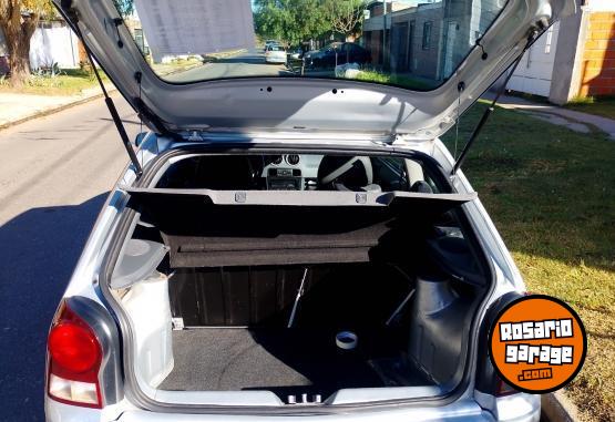 Autos - Volkswagen Gol power 2011 Nafta 75000Km - En Venta