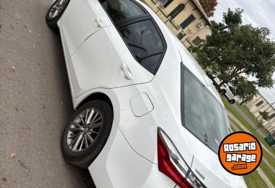 Autos - Toyota Corolla 2019 GNC 130000Km - En Venta