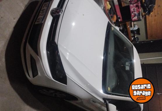 Autos - Volkswagen Virtus msi 2018 Nafta 71000Km - En Venta