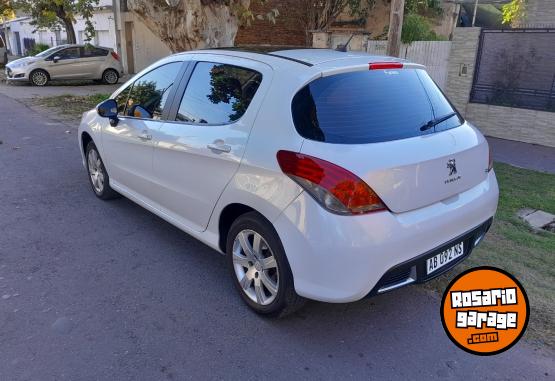 Autos - Peugeot 308 2017 Nafta 90000Km - En Venta