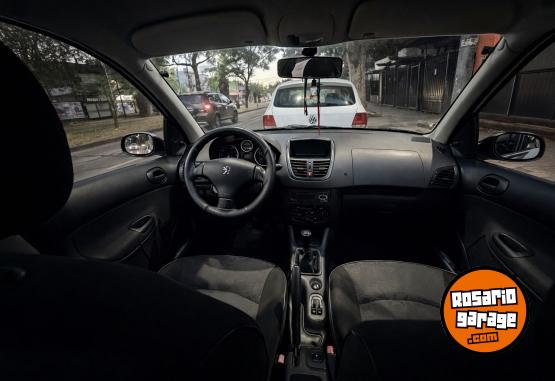 Autos - Peugeot 207 compact 2009 Nafta 174000Km - En Venta